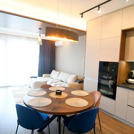 Apartment Complex Bella *